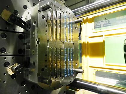 Dvouranové vstřikování Dvouranové vstřikování